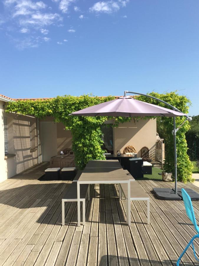 La Chambre des Amis Parthenay Exterior foto